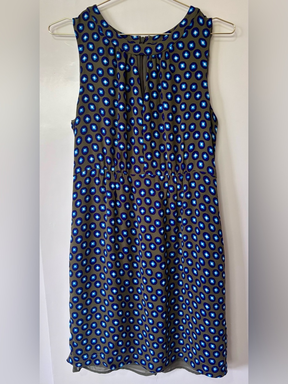 J. Crew| Tuscan Keyhole Olive & Blue Sheath “Above Knee” Sleeveless Dress Sz 8 - Picture 2 of 6